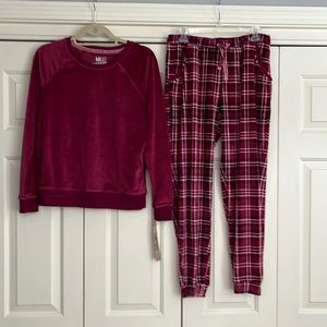Muk Luks PJ set